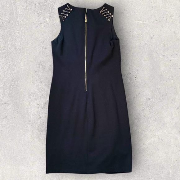 Carmen Marc Valvo Black Lace‑Up Sheath Dress | Size 4 Sleeveless Cocktail Dress - Picture 5 of 7